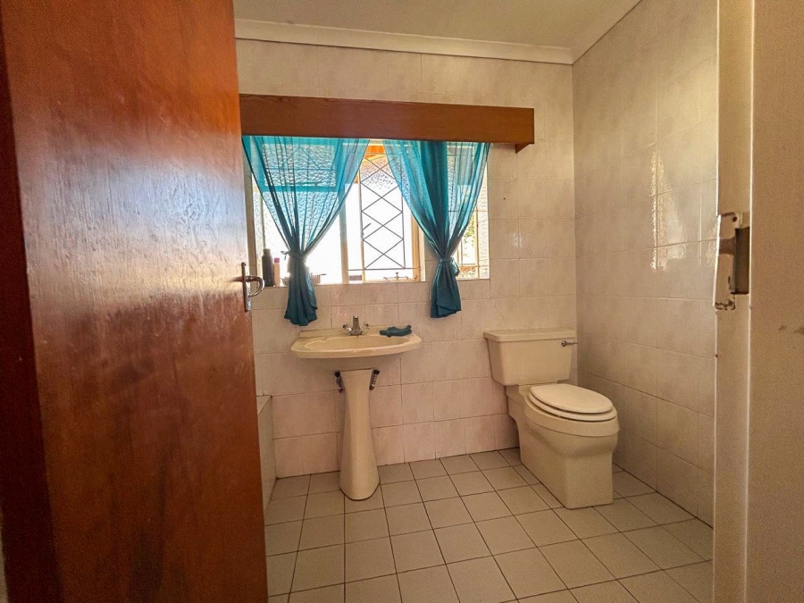 4 Bedroom Property for Sale in Parys Free State